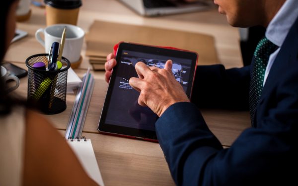 Dumb Software vs. Smart Systems: Upgrade Your Business Tech_smart business systems